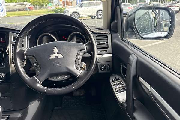 2017 Mitsubishi Pajero GLX NX