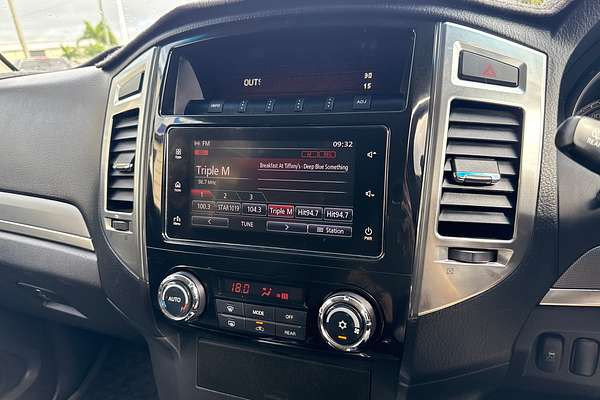 2017 Mitsubishi Pajero GLX NX