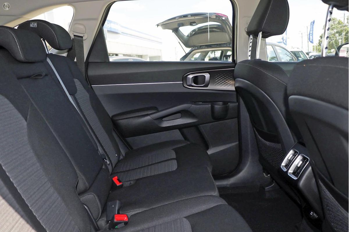 2025 Kia Sorento S MQ4 PE
