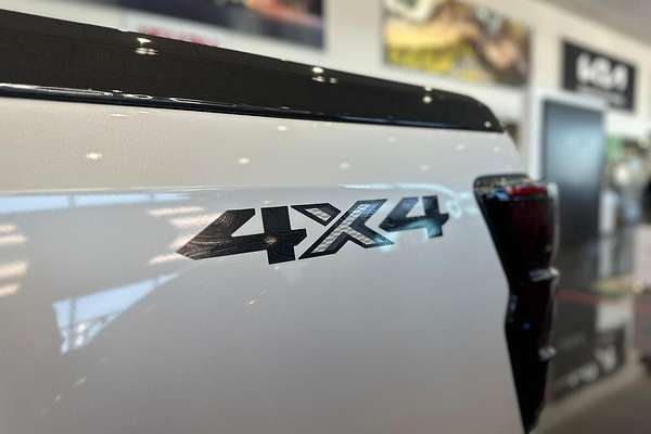 2025 Isuzu D-MAX X-TERRAIN 4X4
