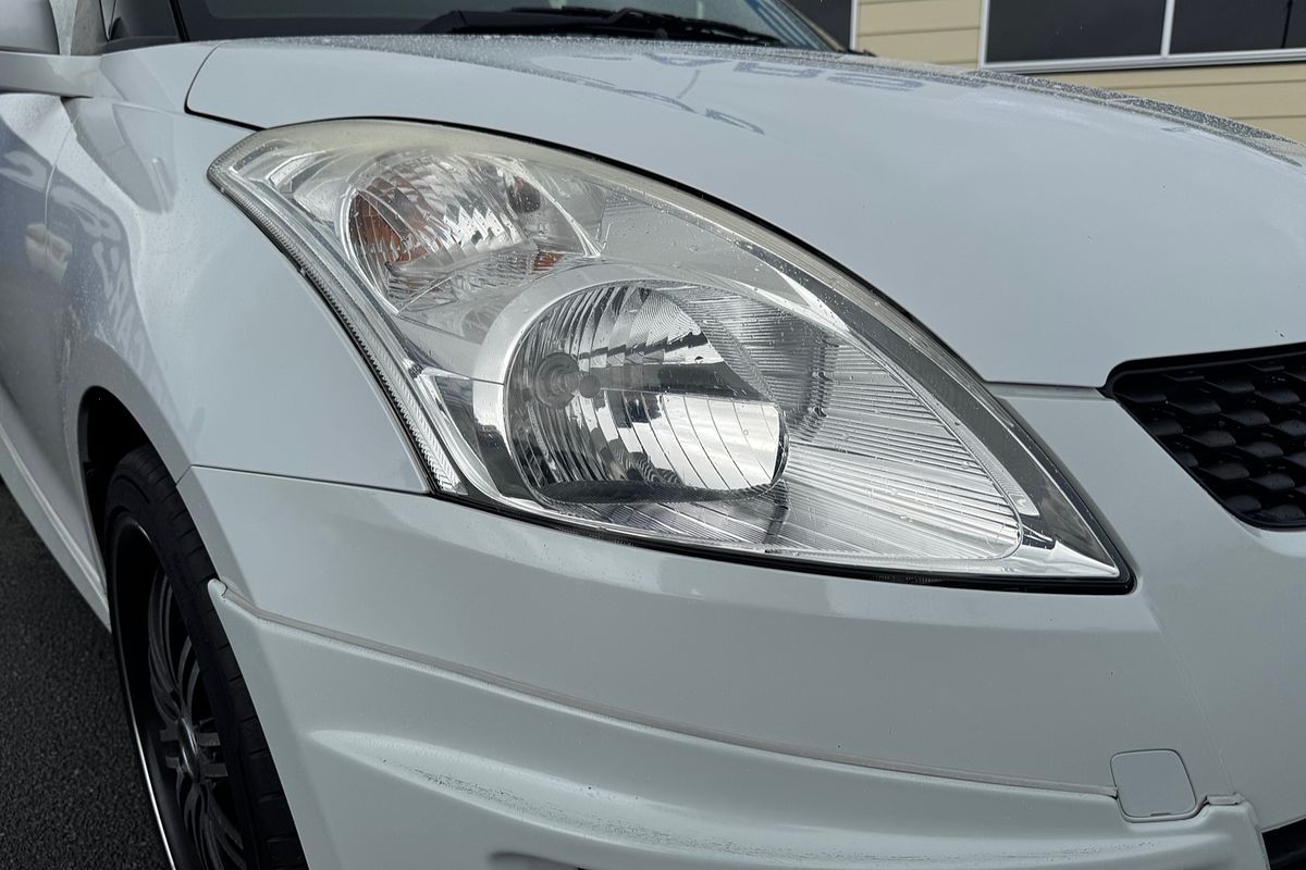2012 Suzuki Swift GL FZ
