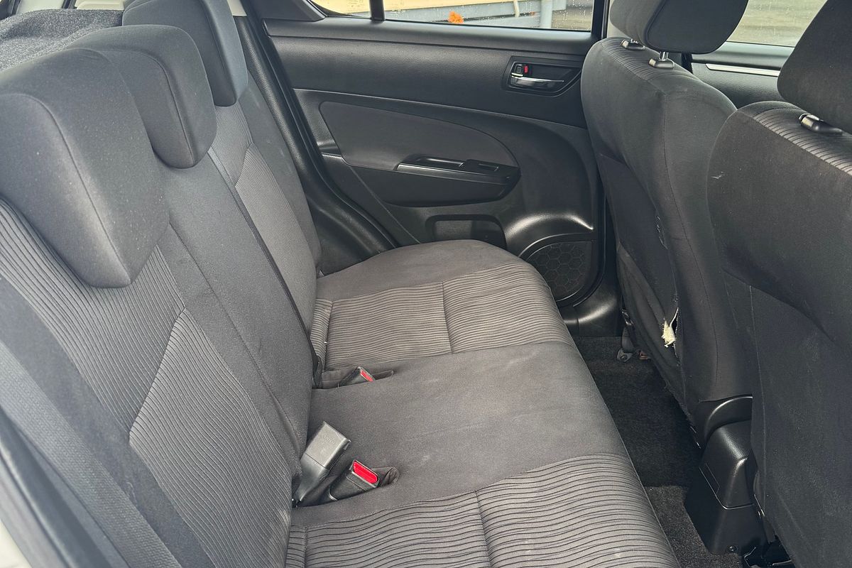 2012 Suzuki Swift GL FZ