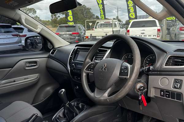 2017 Mitsubishi Triton GLX+ MQ 4X4