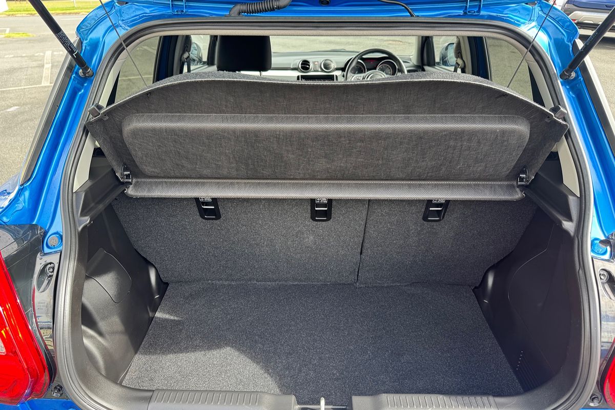 2023 Suzuki Swift GL AZ Series II