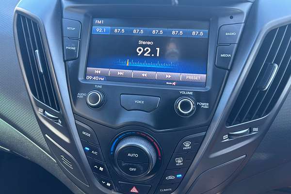2017 Hyundai Veloster SR Turbo FS5 Series II