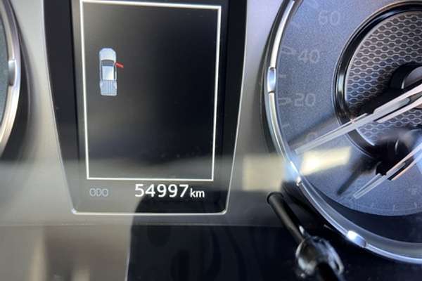 2022 Toyota Hilux SR GUN126R 4X4