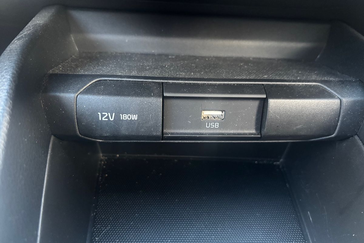 2022 Kia Stonic Sport YB