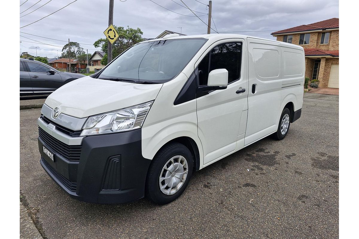 2021 Toyota Hiace GDH300R LWB