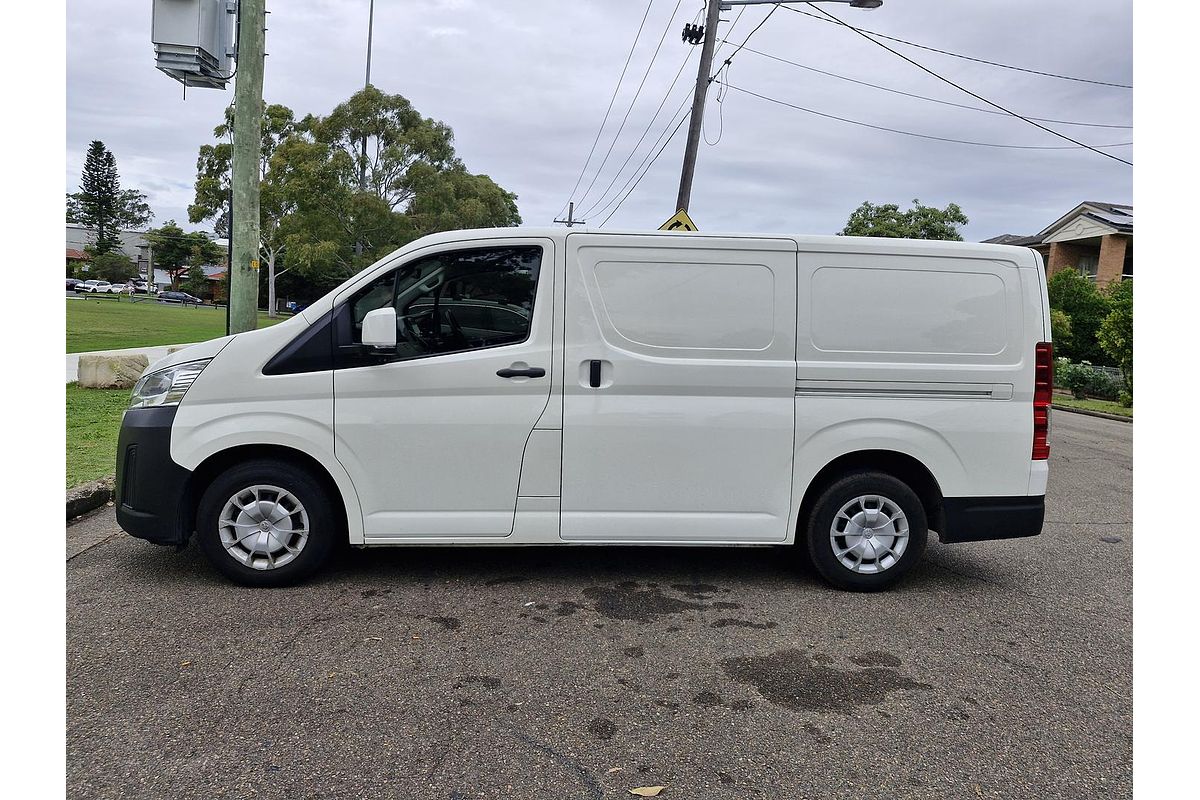 2021 Toyota Hiace GDH300R LWB