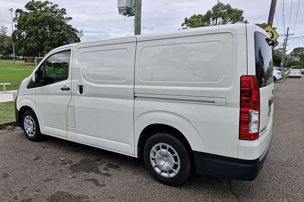 2021 Toyota Hiace GDH300R LWB