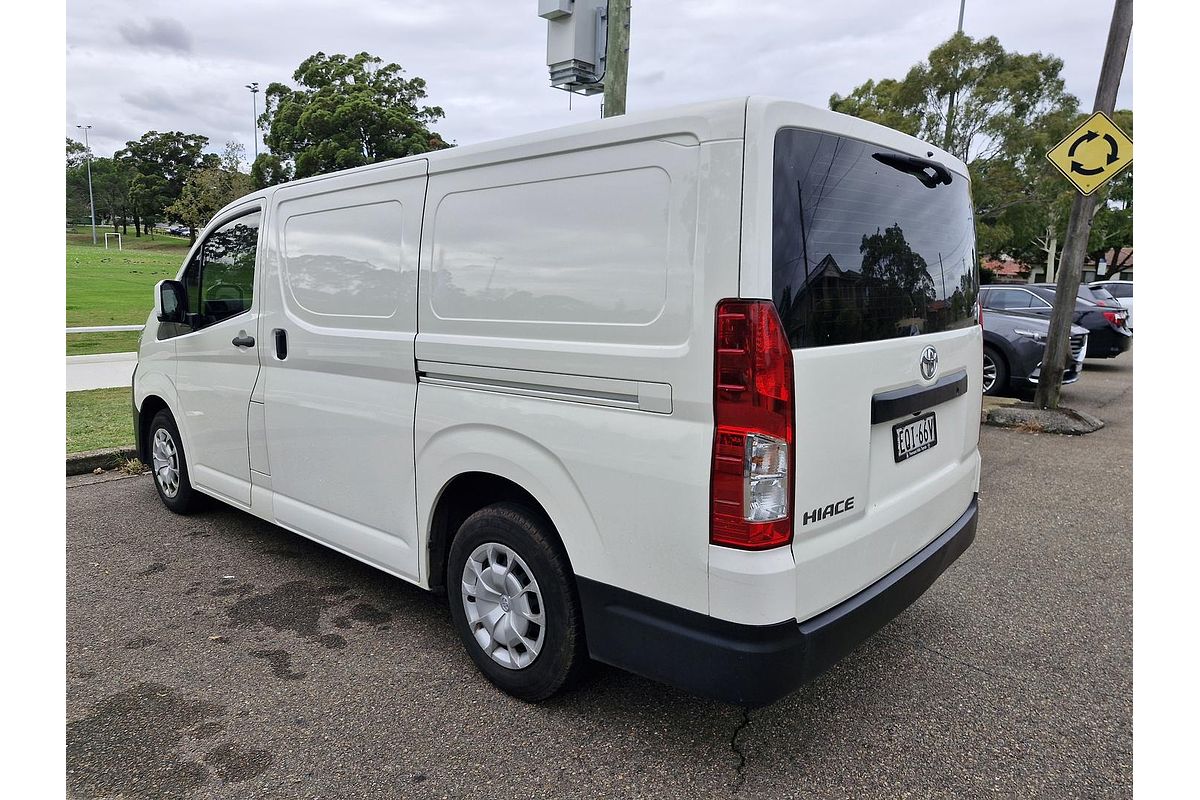 2021 Toyota Hiace GDH300R LWB