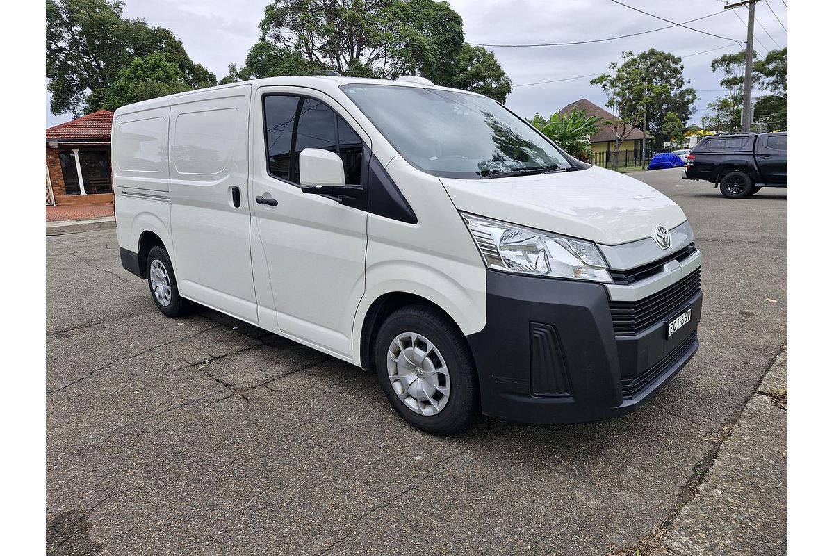 2021 Toyota Hiace GDH300R LWB