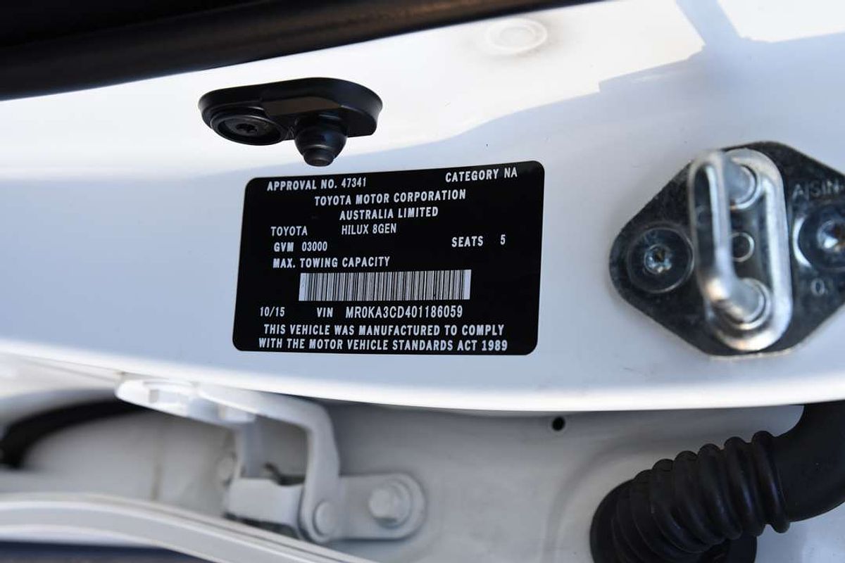 2015 Toyota Hilux SR GUN126R 4X4