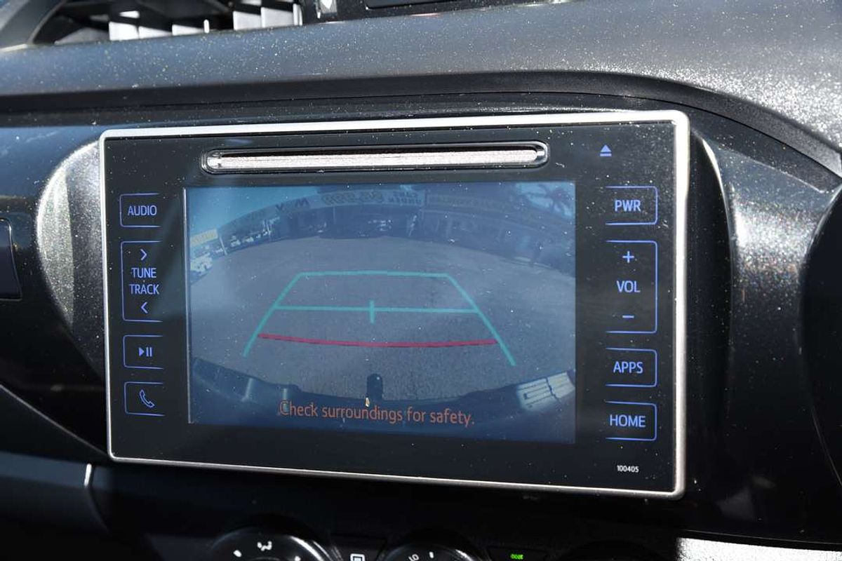 2015 Toyota Hilux SR GUN126R 4X4