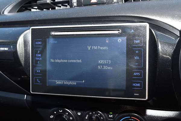 2015 Toyota Hilux SR GUN126R 4X4