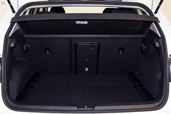 2025 Volkswagen Golf 110TSI Life 8.5