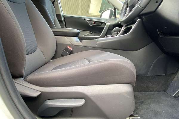 2021 Toyota RAV4 GX AXAH54R