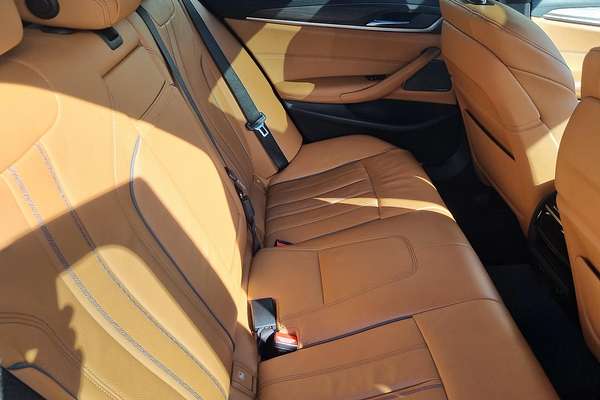 2017 BMW 5 Series 530i M Sport G30