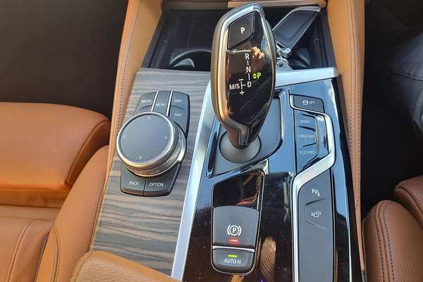 2017 BMW 5 Series 530i M Sport G30
