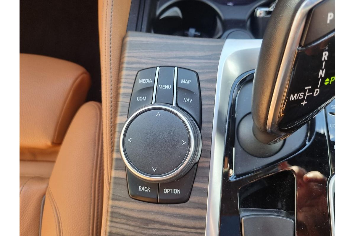 2017 BMW 5 Series 530i M Sport G30
