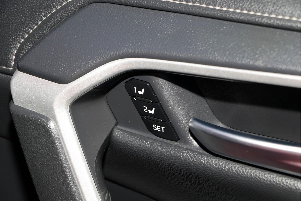 2019 Toyota RAV4 Cruiser AXAH52R