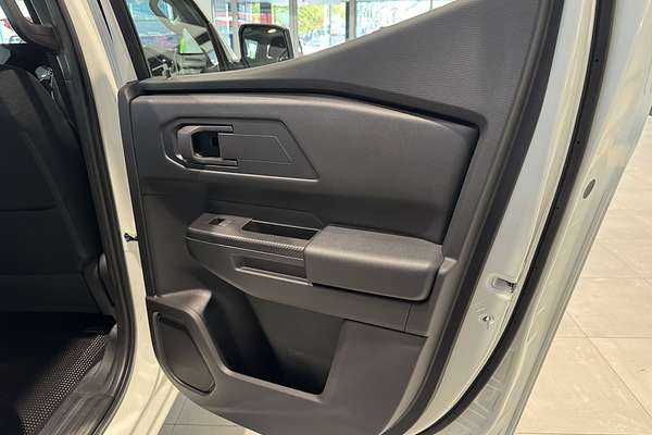 2025 Mitsubishi Triton GLX MV 4X4
