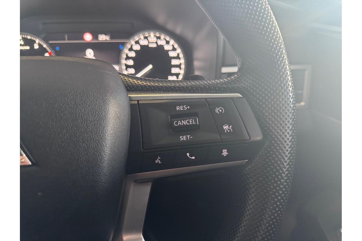 2023 Mitsubishi Outlander ES ZM