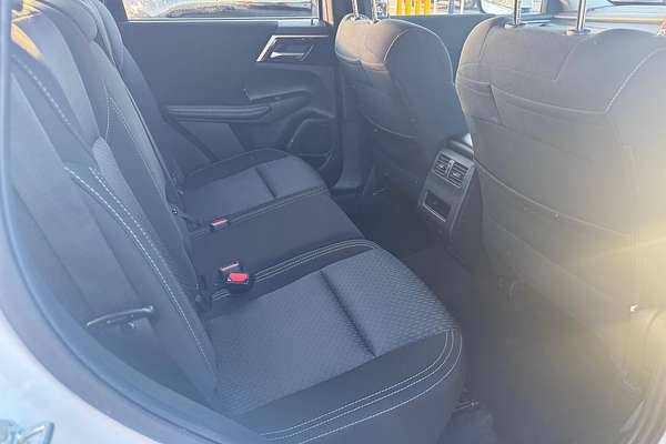 2023 Mitsubishi Outlander ES ZM