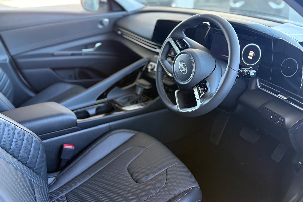 2024 Hyundai i30 Elite CN7.V2