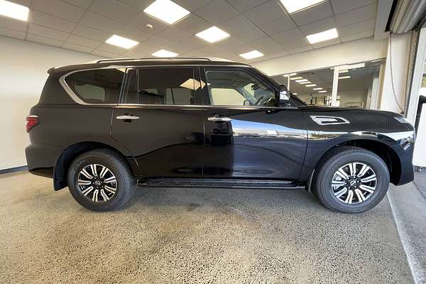 2024 Nissan Patrol Ti-L Y62
