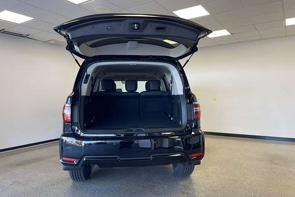 2024 Nissan Patrol Ti-L Y62