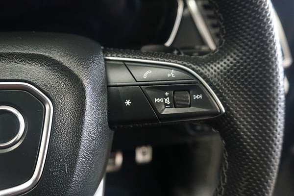 2022 Audi Q5 45 TFSI S line FY