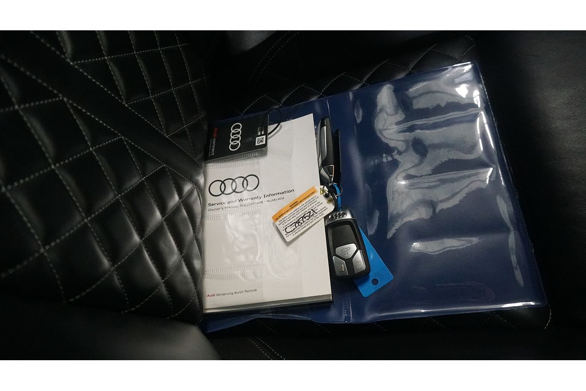 2022 Audi Q5 45 TFSI S line FY