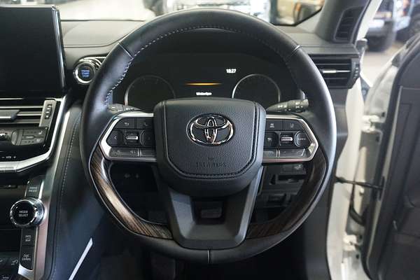 2024 Toyota Landcruiser VX FJA300R
