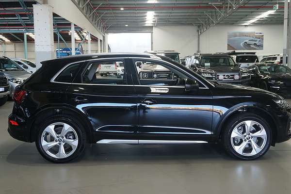 2022 Audi Q5 40 TDI FY