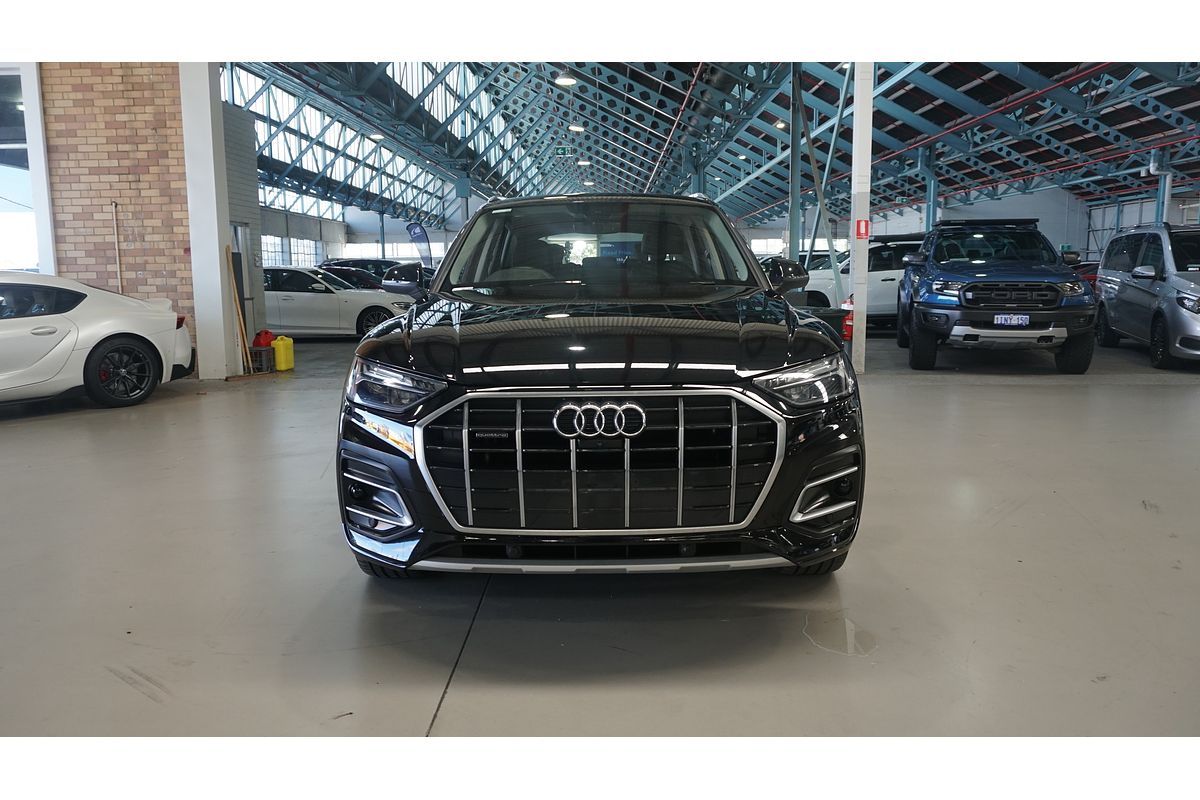 2022 Audi Q5 40 TDI FY