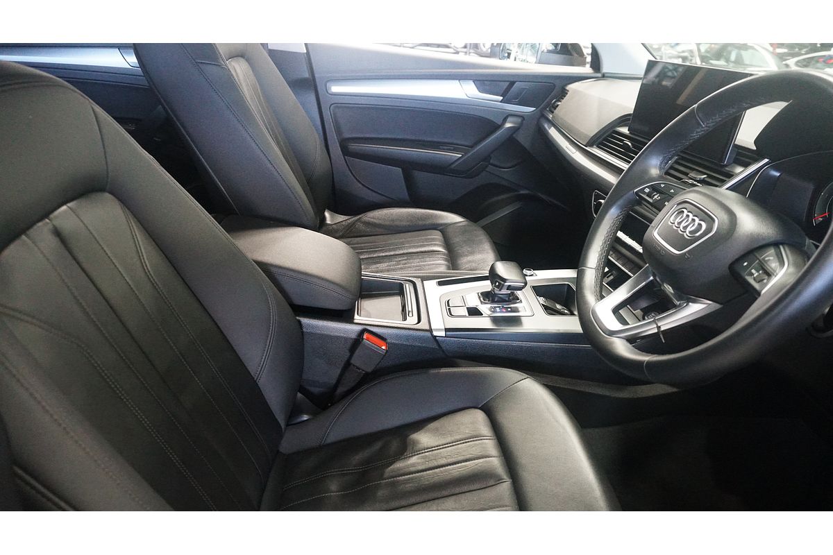 2022 Audi Q5 40 TDI FY