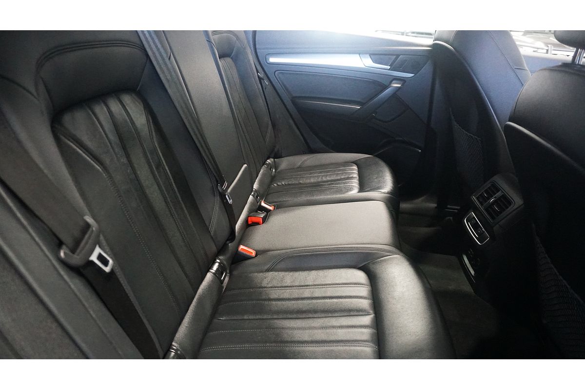 2022 Audi Q5 40 TDI FY