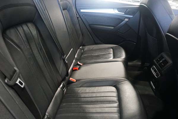 2022 Audi Q5 40 TDI FY