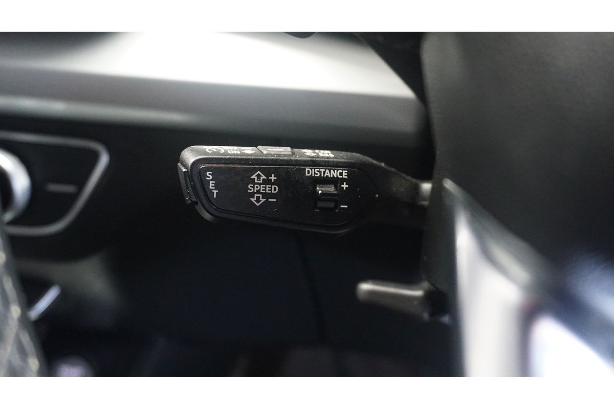 2022 Audi Q5 40 TDI FY