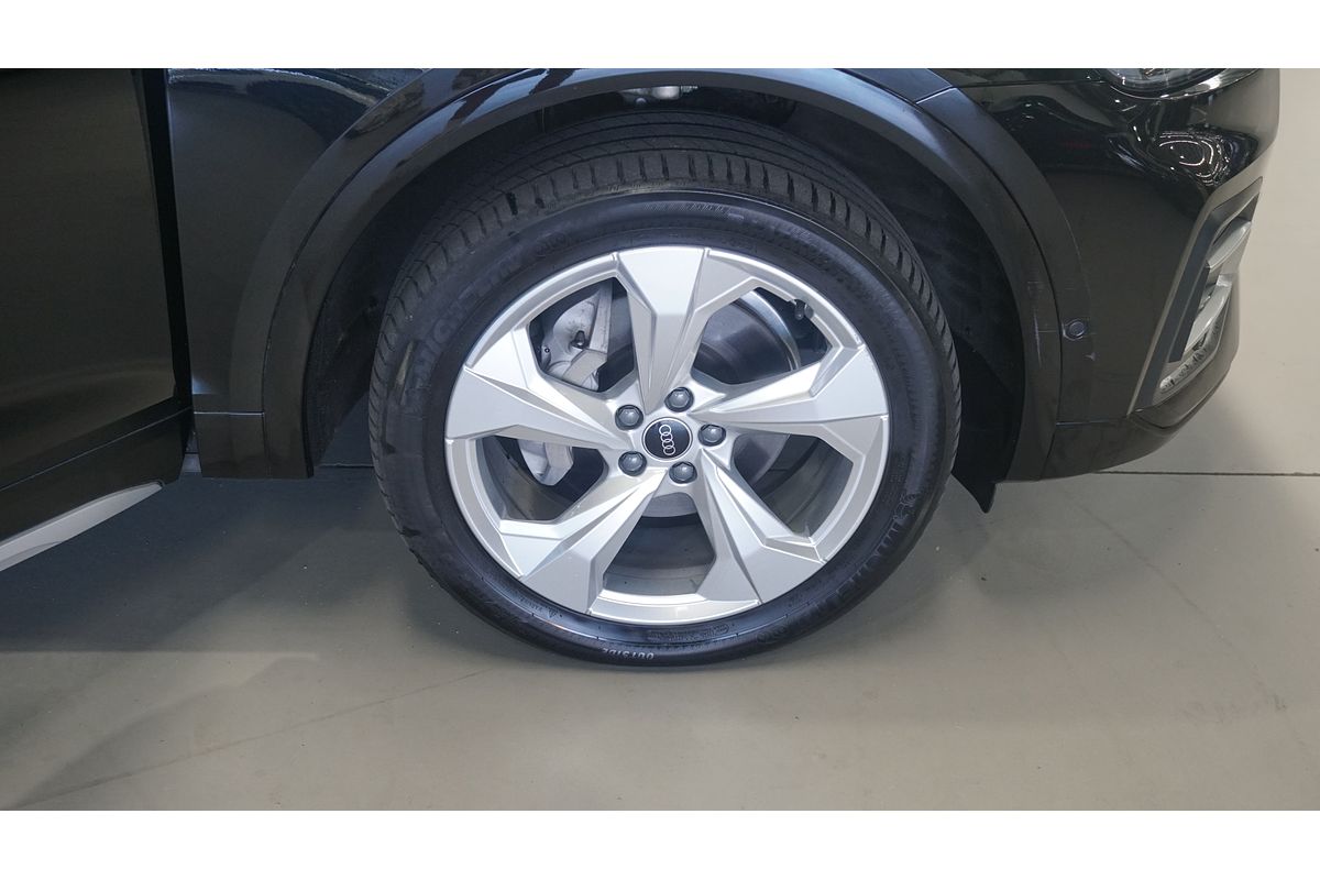 2022 Audi Q5 40 TDI FY
