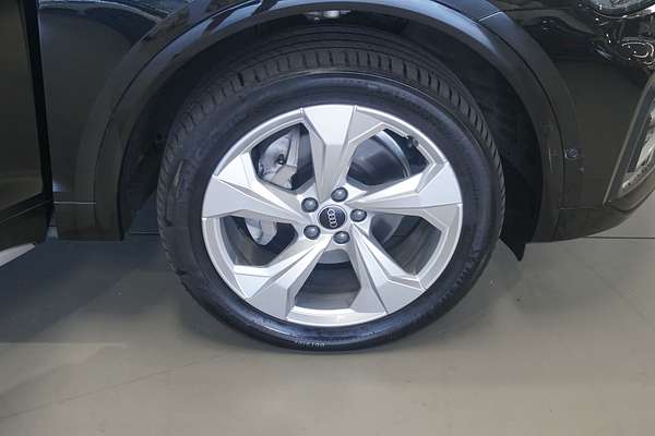 2022 Audi Q5 40 TDI FY
