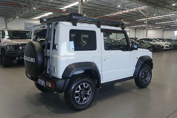 2022 Suzuki Jimny GLX GJ