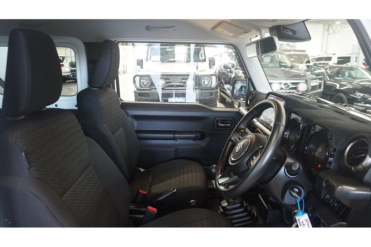 2022 Suzuki Jimny GLX GJ