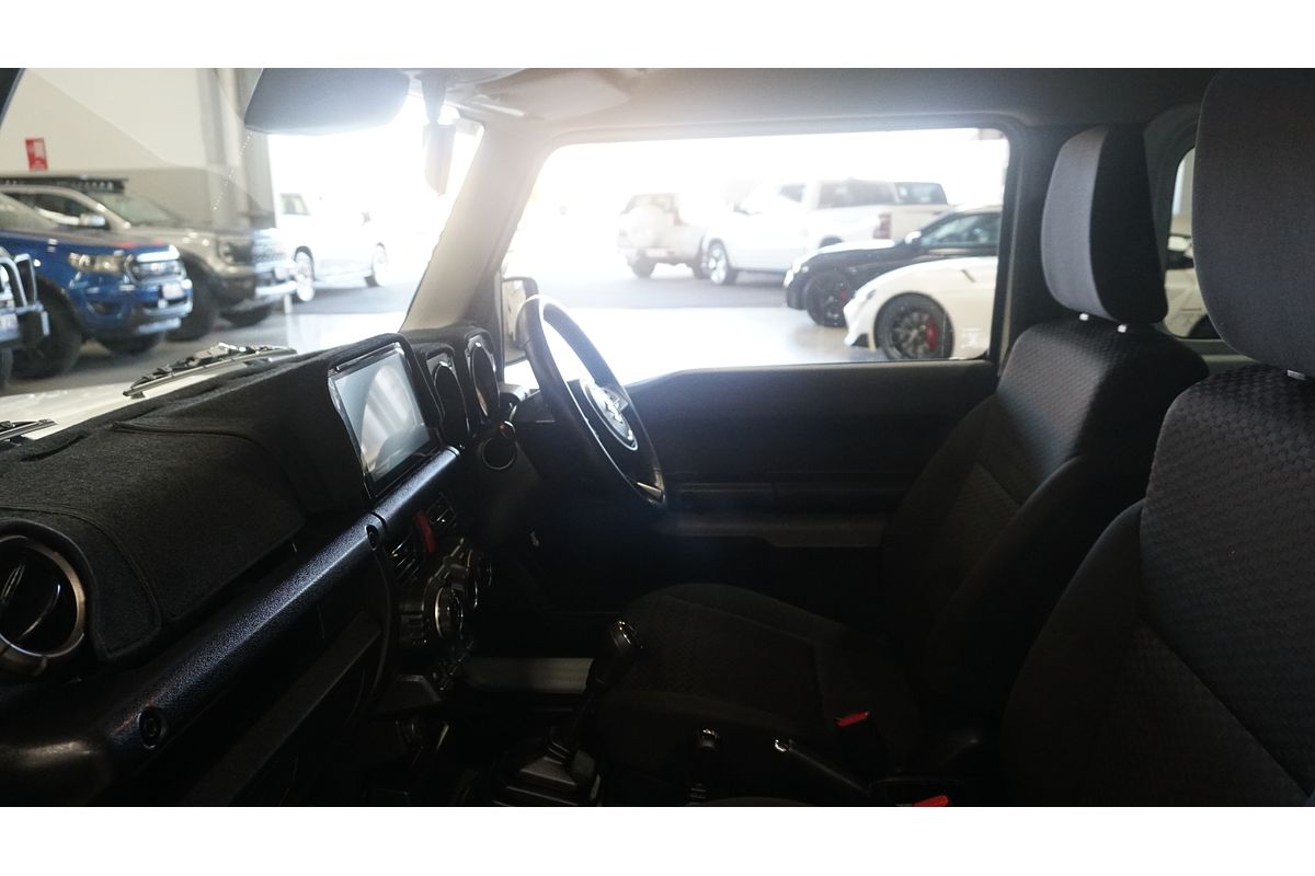 2022 Suzuki Jimny GLX GJ