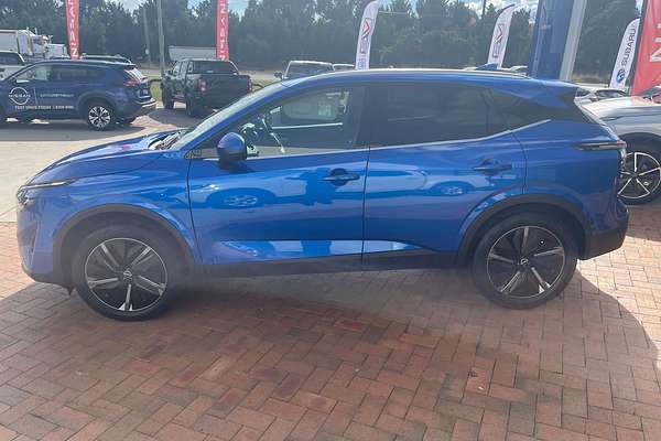 2025 Nissan QASHQAI Ti J12