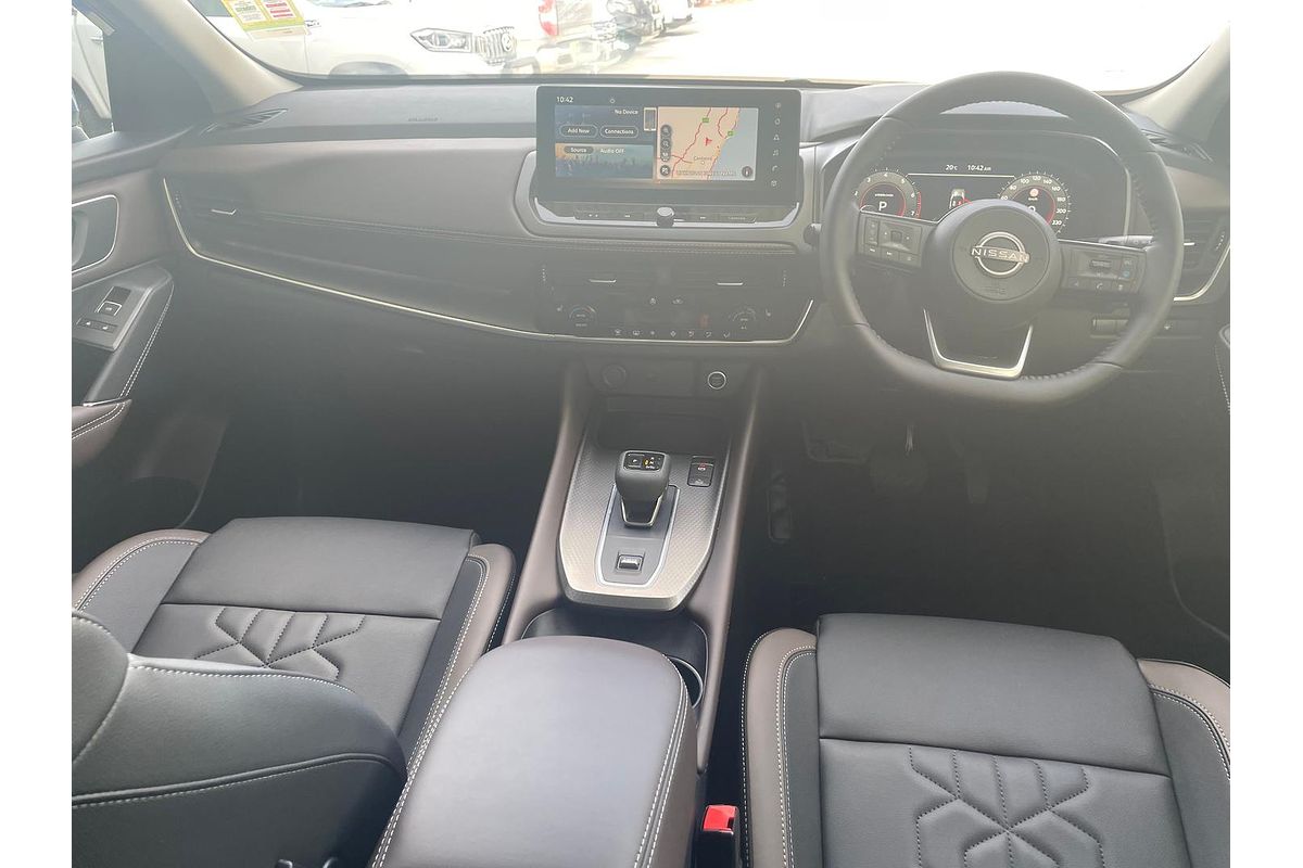 2025 Nissan QASHQAI Ti J12