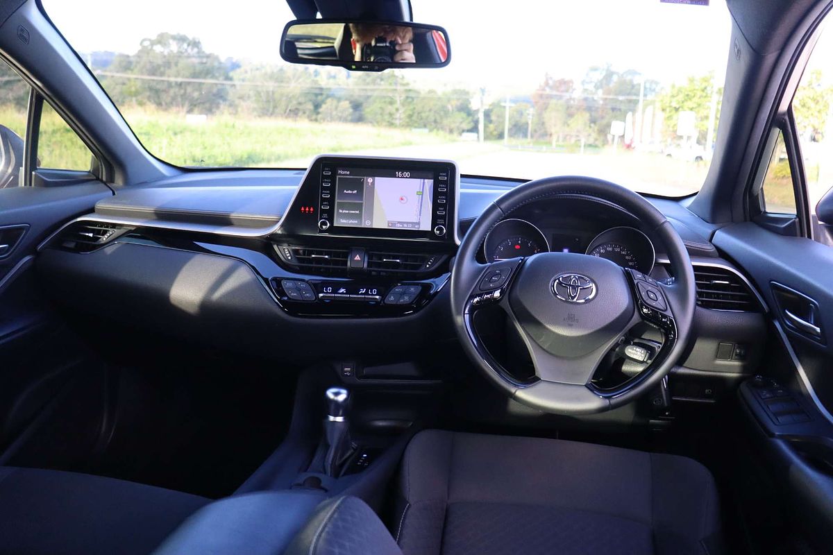 2020 Toyota C-HR NGX10R