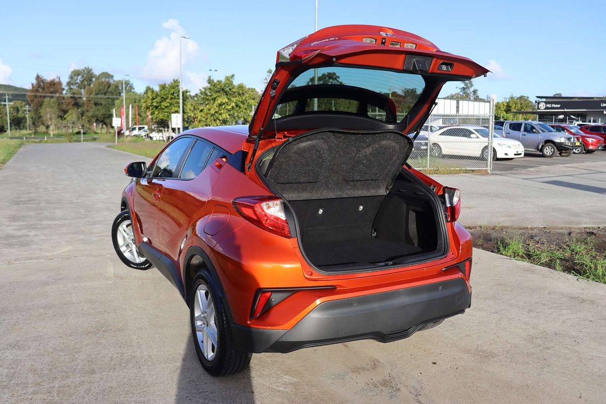 2020 Toyota C-HR NGX10R
