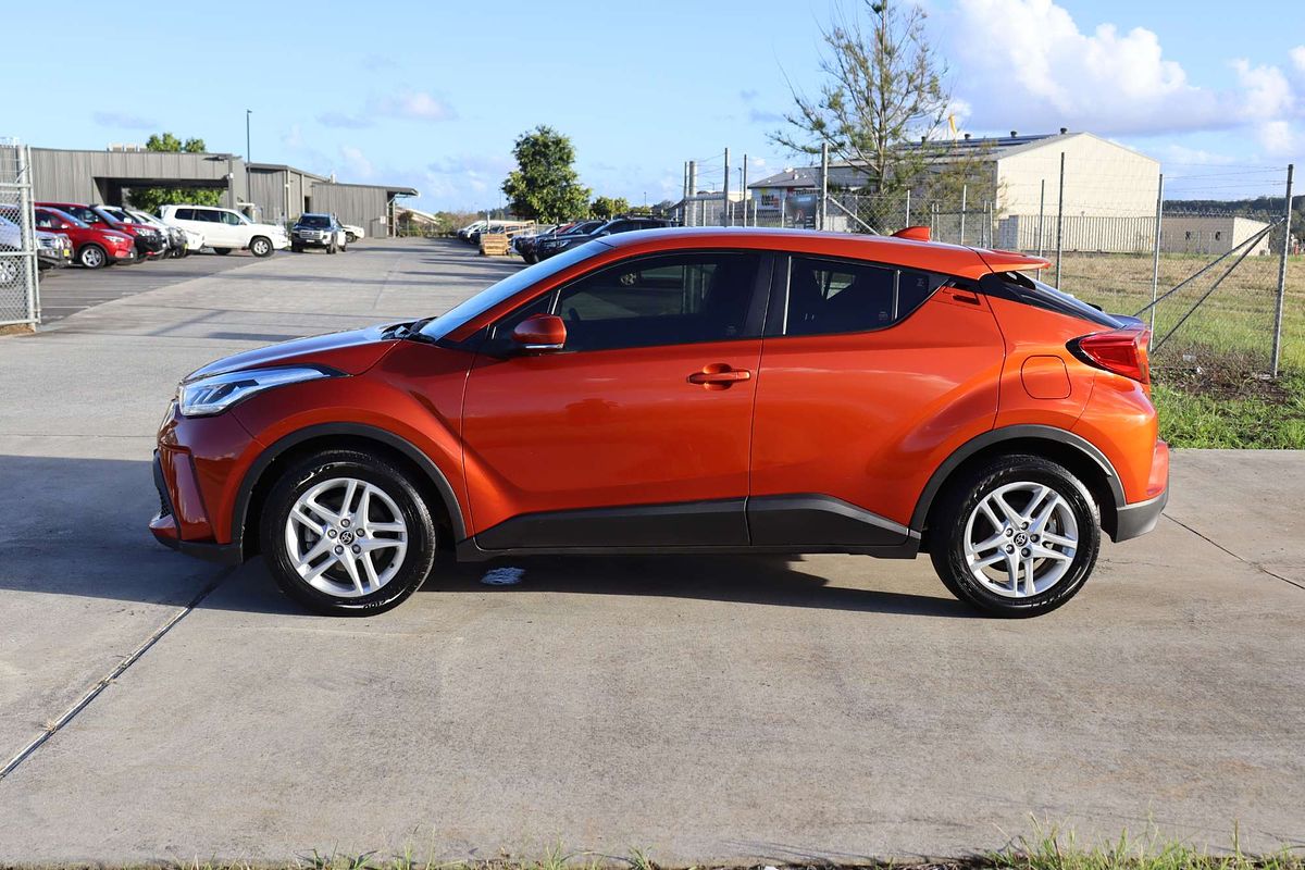 2020 Toyota C-HR NGX10R